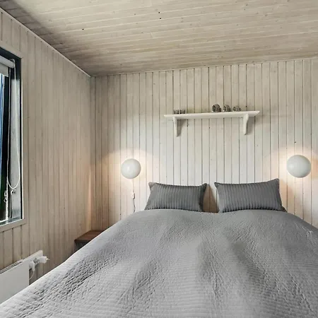 Beautiful In With Kitchen *