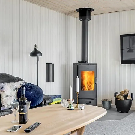 Semesterbostad Beautiful In With Kitchen Spottrup